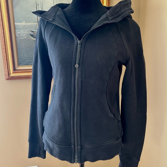Lululemon black full zipped hoodie, Size 6, excellent preloved condition. - Picture 1 of 5